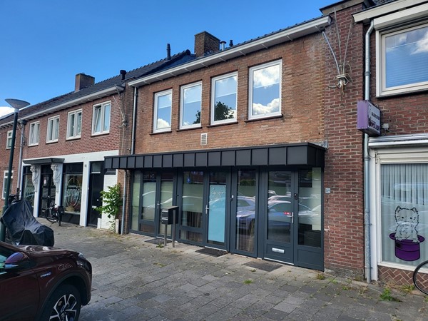 2. voorzijde schuin.jpg 2