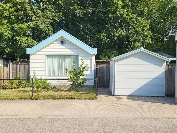 2. voorzijde 2.jpg 6