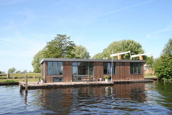 Veneweg 251P, 7946LV Wanneperveen