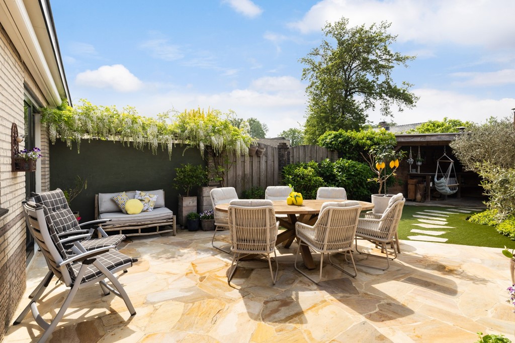 08954147_2.jpg
