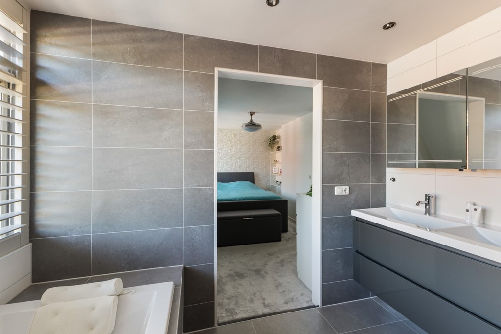 08965642_31.jpg