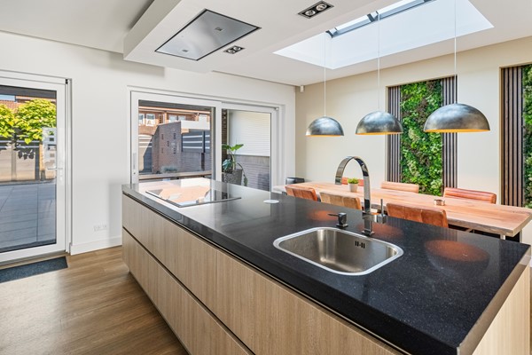 Eekhoornstraat 10, 6414 VM Heerlen - Kitchen 3.jpg