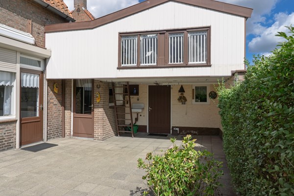 Medium property photo - Adriaan Poirtersstraat 12, 4624 HK Bergen op Zoom
