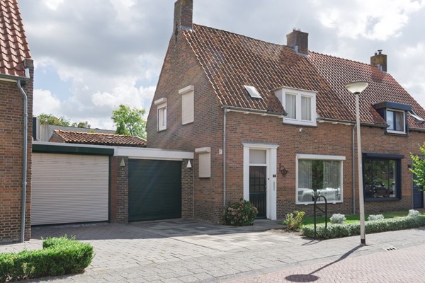 Medium property photo - Adriaan Poirtersstraat 12, 4624 HK Bergen op Zoom