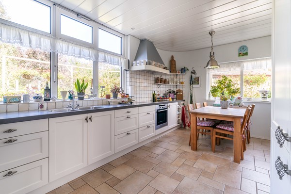 Medium property photo - Westgaag 34, 3155 DG Maasland