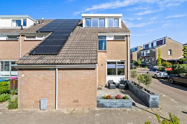 Te koop: Super mooi verbouwde woning met grote vrijstaande schuur/garage aan een rustig woonerf in Maasland