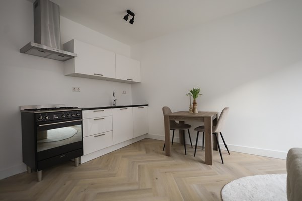 Verkocht: Sint Willibrordusstraat 64B, 1073 VD Amsterdam