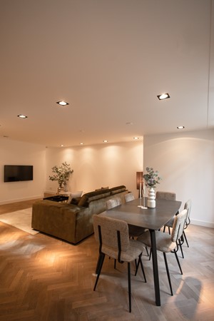 Medium property photo - Van Eeghenstraat 58HB, 1071 GJ Amsterdam