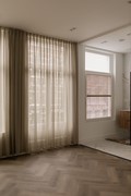 New for rent: Derde Helmersstraat 25H, 1054 BA Amsterdam