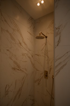 Medium property photo - Derde Helmersstraat 25-2, 1054 BA Amsterdam
