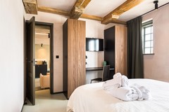 New for rent: Warmoesstraat 50S, 1012 JE Amsterdam