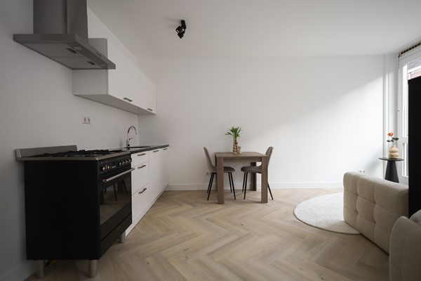 Medium property photo - Sint Willibrordusstraat 66C, 1073 VD Amsterdam