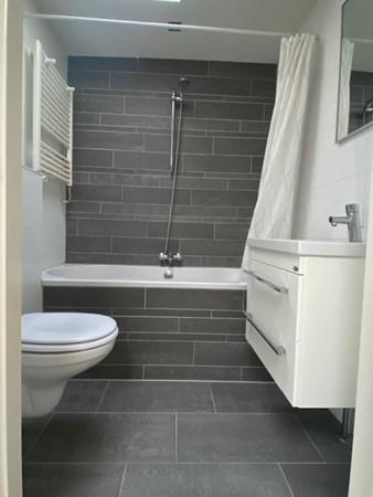 Medium property photo - Jan Evertsenstraat 104-3V, 1056 EH Amsterdam