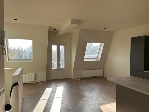 Medium property photo - Overtoom 402-4, 1054 JS Amsterdam