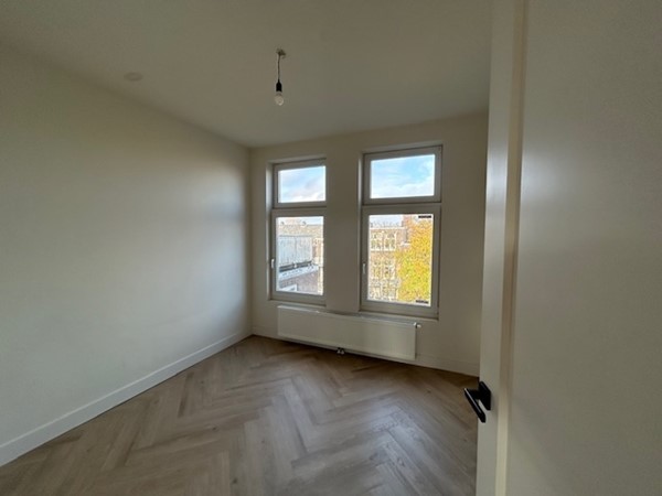 Medium property photo - Overtoom 402-4, 1054 JS Amsterdam