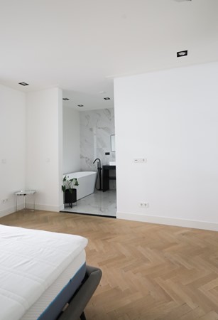 Medium property photo - Van Eeghenstraat 58HA, 1071 GJ Amsterdam