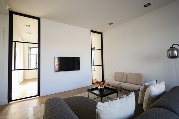 Medium property photo - Van Eeghenstraat 58-3, 1071 GJ Amsterdam