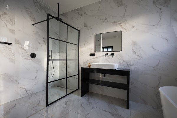 Medium property photo - Van Eeghenstraat 58-3, 1071 GJ Amsterdam