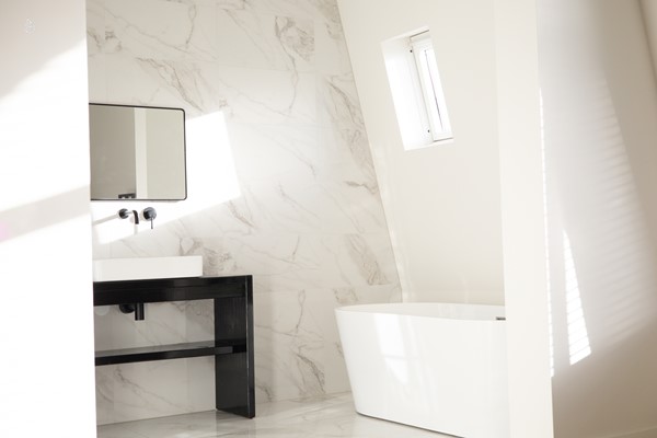 Medium property photo - Van Eeghenstraat 58-3, 1071 GJ Amsterdam