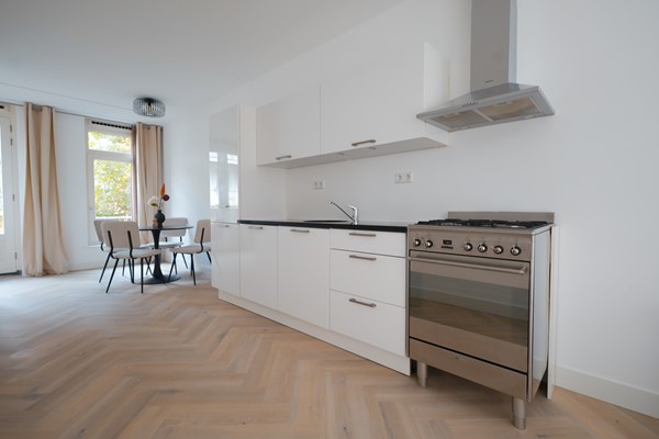 Medium property photo - Sint Willibrordusstraat 62F, 1073 VD Amsterdam