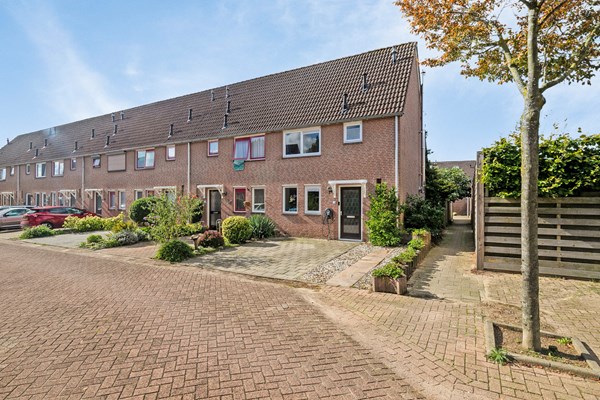 Te koop: Gunstig gelegen woning met 4 slaapkamers en zonnige tuin