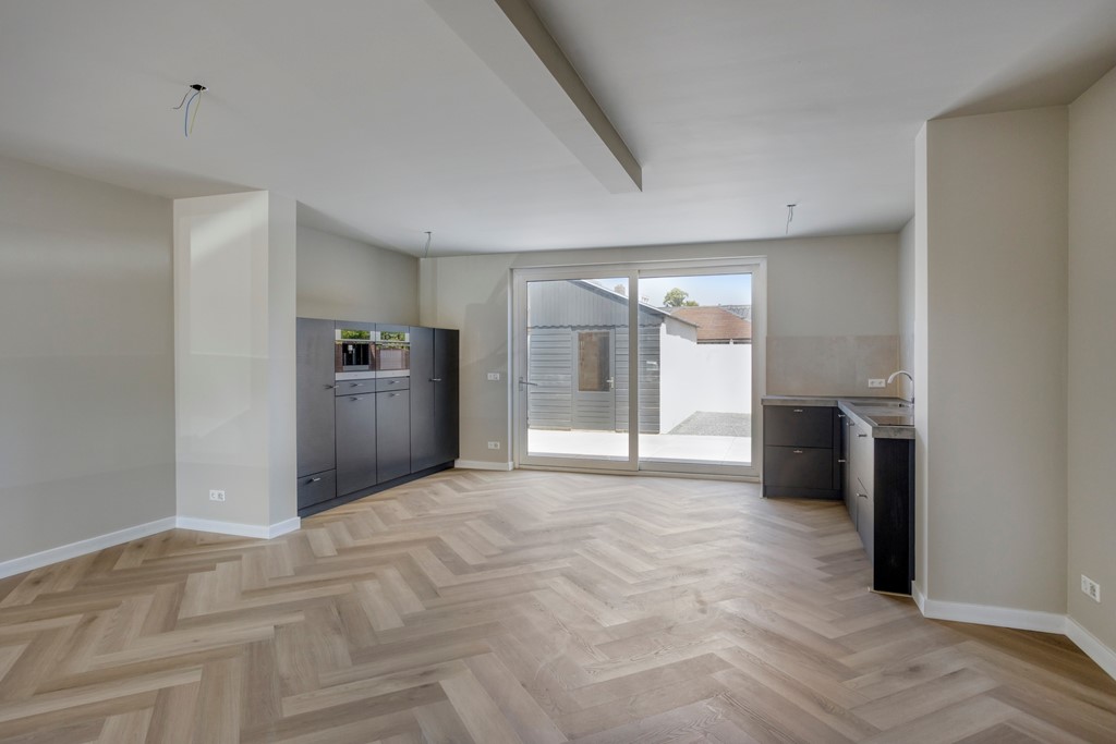 ThomasvanHeereveldstraat2a6551apWeurtNL-06.jpg