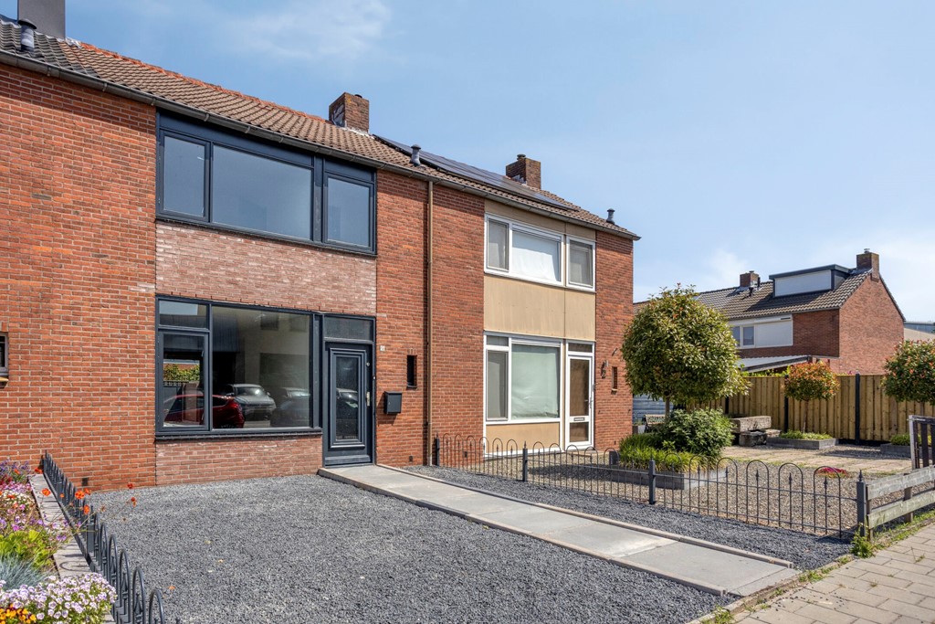 ThomasvanHeereveldstraat2a6551apWeurtNL-03.jpg