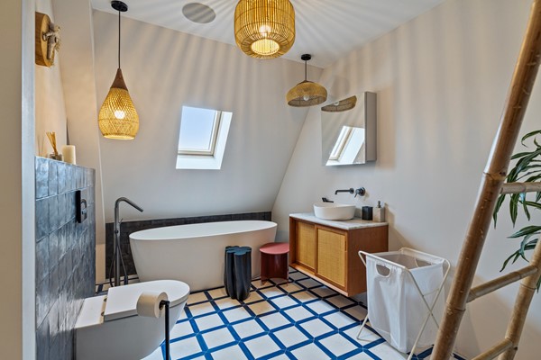 Medium property photo - Oostzaanstraat 293, 1013 WJ Amsterdam