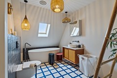 For sale: Oostzaanstraat 293, 1013 WJ Amsterdam