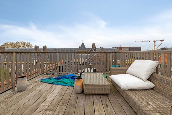 Medium property photo - Oostzaanstraat 293, 1013 WJ Amsterdam