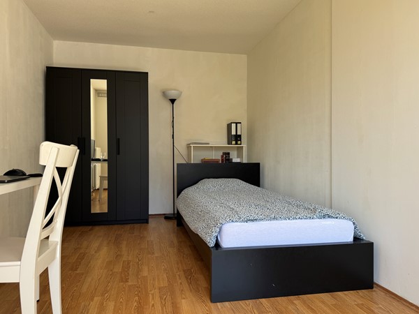 Medium property photo - Oeverpad 385, 1068 PL Amsterdam