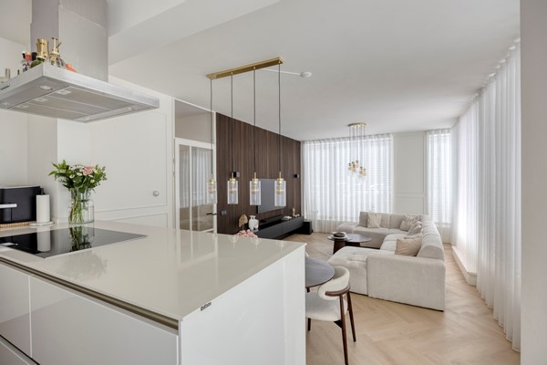Te koop: Kwintsheulstraat 74, 1062ED Amsterdam