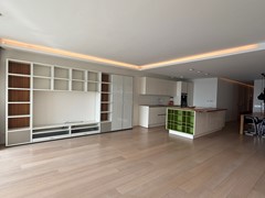 IMG_8555.JPG