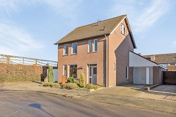 Te koop: Irenestraat 18, 5384 KM Heesch