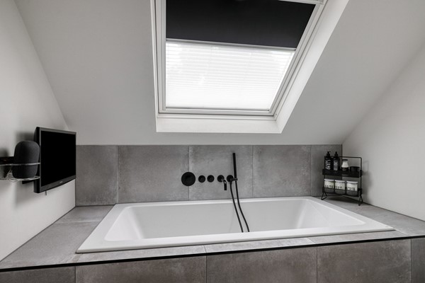 Medium property photo - Hontenissestraat 13, 5045 CA Tilburg