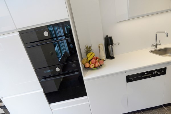 Medium property photo - Zwanenlaan, 2566 EM The Hague