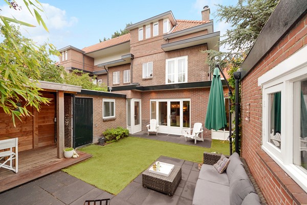 Medium property photo - Zwanenlaan, 2566 EM The Hague