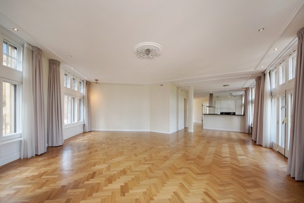 Medium property photo - Hofweg, 2511 AA Den Haag