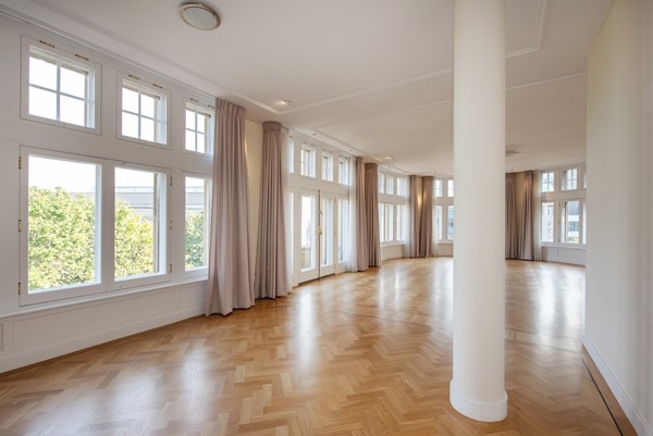 Medium property photo - Hofweg, 2511 AA Den Haag
