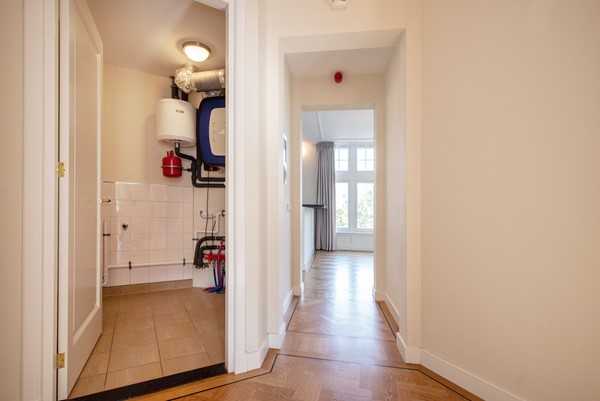 Medium property photo - Hofweg, 2511 AA Den Haag