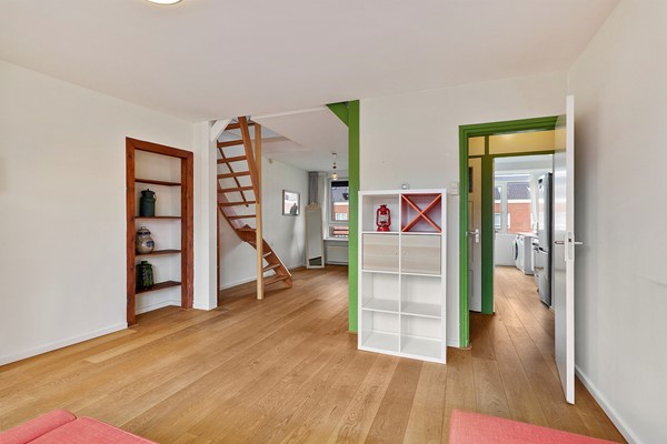 For sale: Dirk Bonsstraat 20-3, 1063TZ Amsterdam