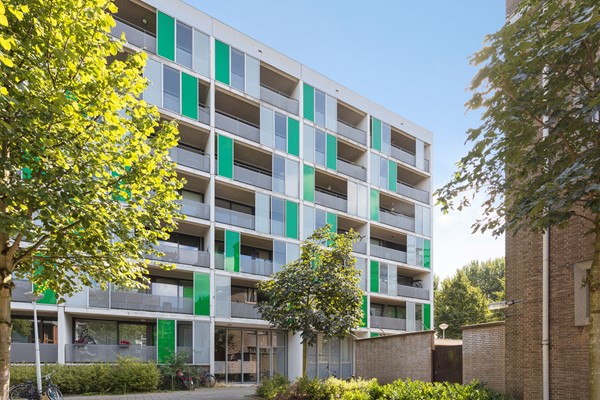 Medium property photo - Willy Sluiterstraat 34, 1061 TJ Amsterdam