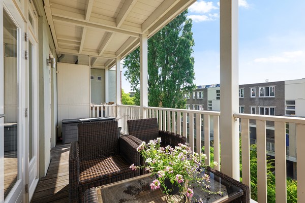 For sale: Blasiusstraat 98D, 1091CX Amsterdam