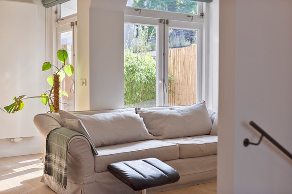 For rent: under offer 