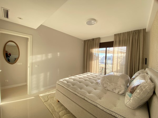 Foto - Te koop: Lomas de Arroyo Judío 13, 29680 Estepona