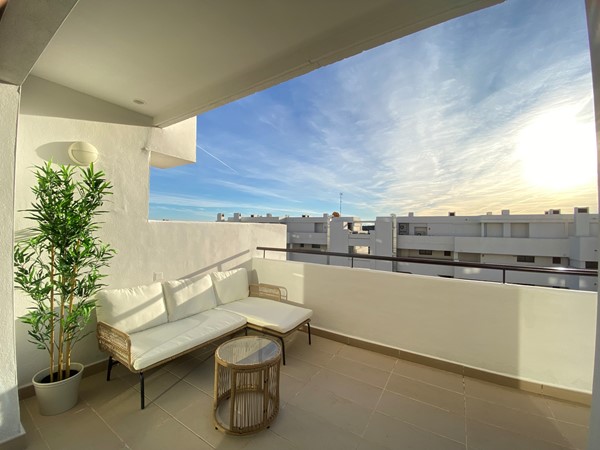 Foto - Te koop: Lomas de Arroyo Judío 13, 29680 Estepona