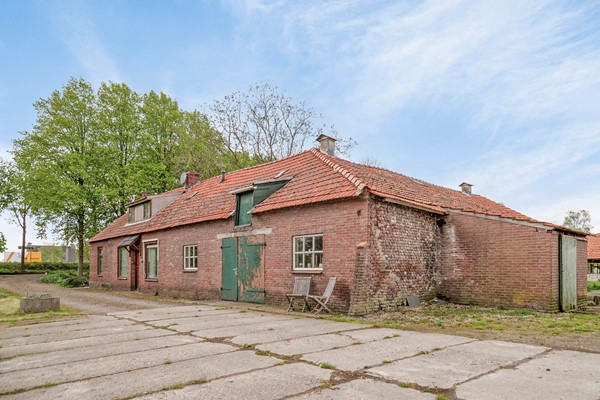 Medium property photo - Kanaaldijk 2, 6031 MZ Nederweert