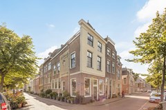 Under offer: Oude Rijn 93, 2312 HC Leiden