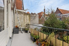 Sold subject to conditions: Utrechtse Veer 12B, 2311 NC Leiden