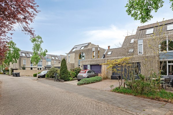 Medium property photo - Jan van Ruusbroeclaan 5, 2343 JL Oegstgeest